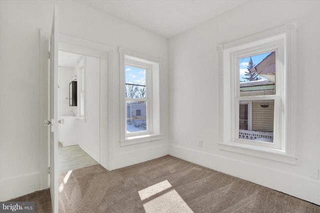 316 W BROADWAY, Red Lion, PA 17356