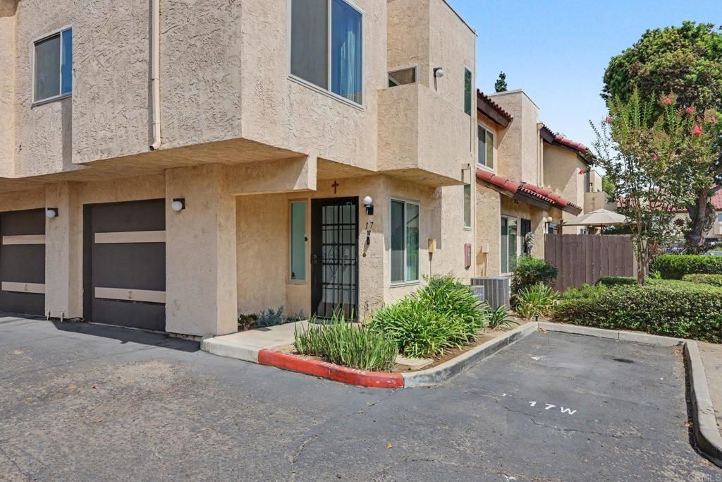 1380 E Washington Avenue 17, El Cajon, CA 92019 — photo 2