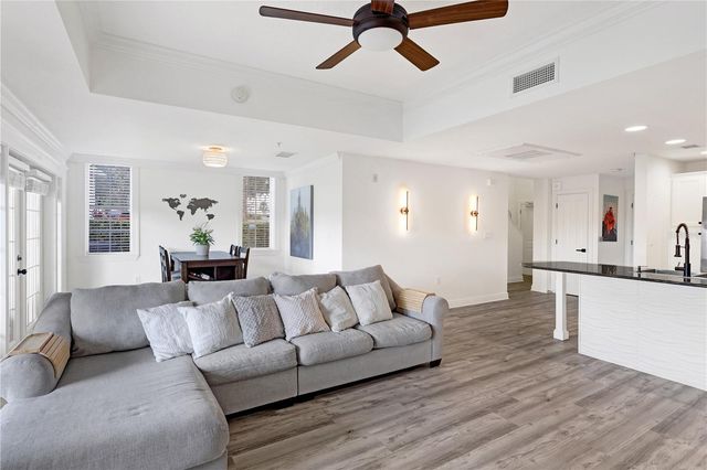 7653 HERITAGE CROSSING WAY, Reunion, FL 34747