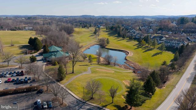 211 BELLARIDE LN, Millersville, PA 17551