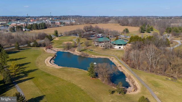 211 BELLARIDE LN, Millersville, PA 17551