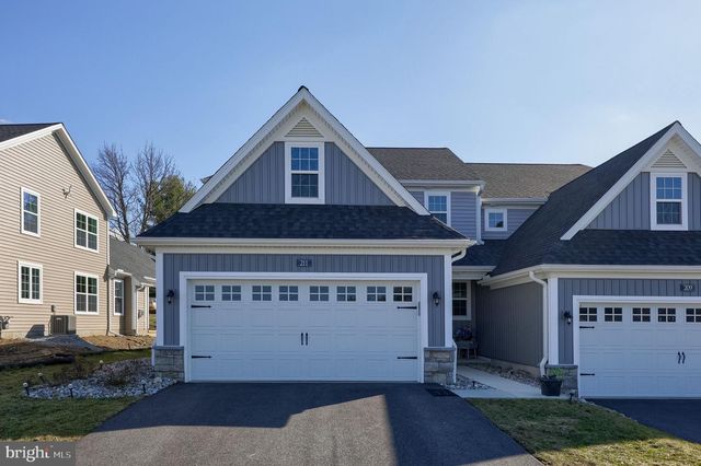 211 BELLARIDE LN, Millersville, PA 17551