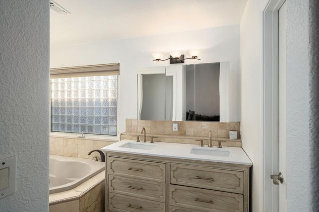 372 Lily Avenue, Sanger, CA 93657