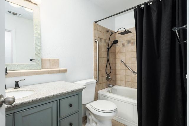 372 Lily Avenue, Sanger, CA 93657