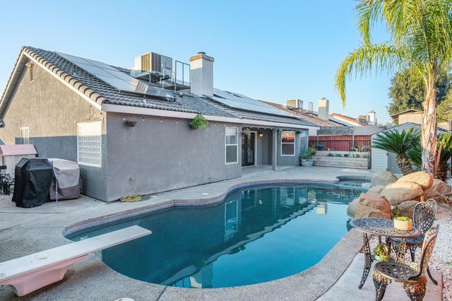 372 Lily Avenue, Sanger, CA 93657