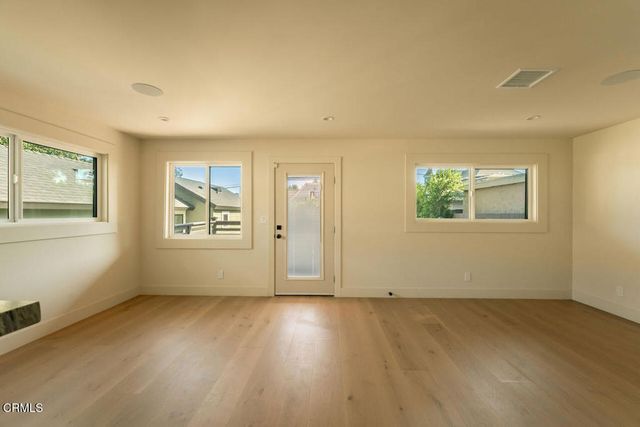 1432 Kellam Avenue, Los Angeles, CA 90026