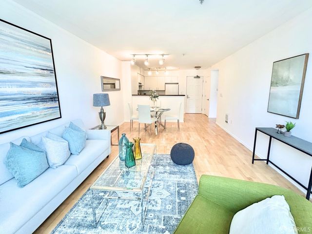 8300 Oceanview Terrace 101, San Francisco, CA 94132