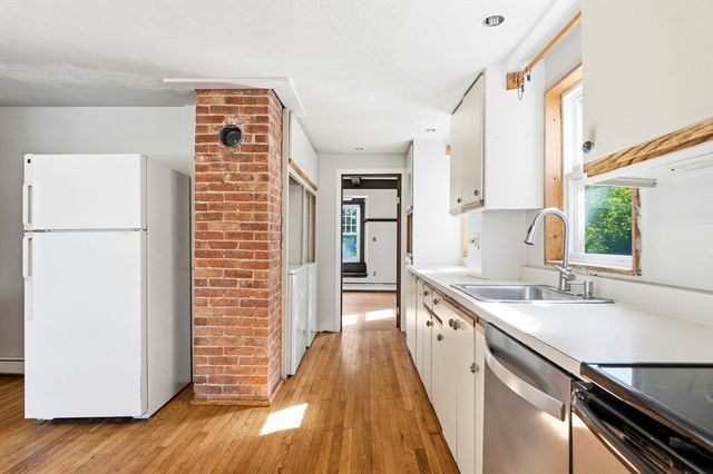 9 Grove Street, Medford, MA 02155