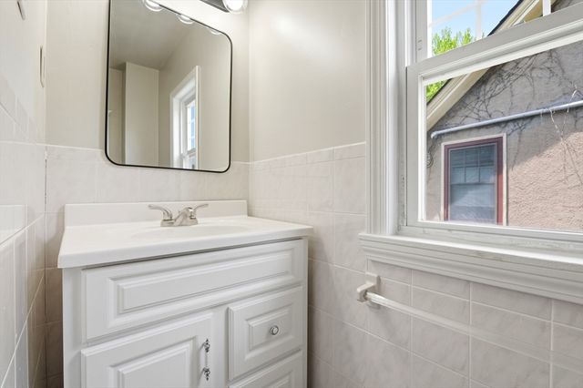 9 Grove Street, Medford, MA 02155