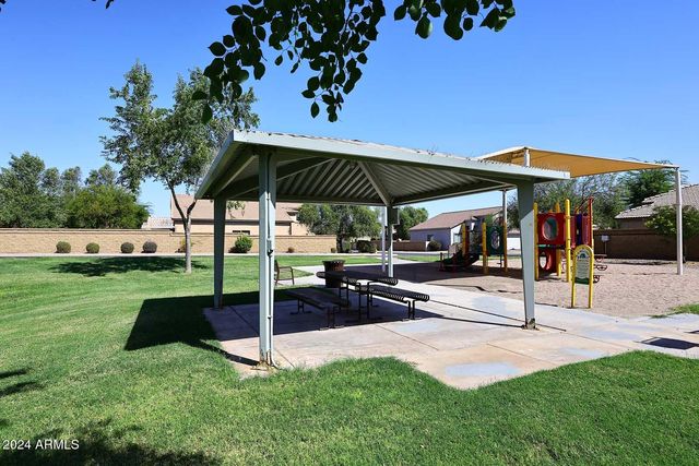 46010 W WINDMILL Drive, Maricopa, AZ 85139