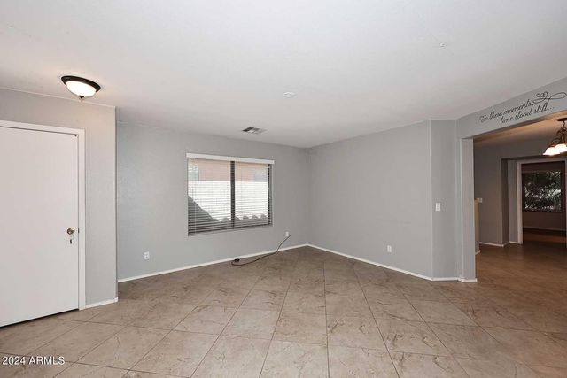 46010 W WINDMILL Drive, Maricopa, AZ 85139