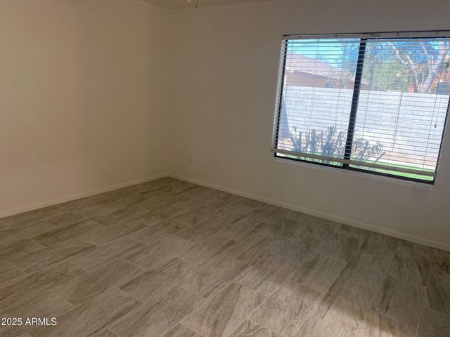 46010 W WINDMILL Drive, Maricopa, AZ 85139