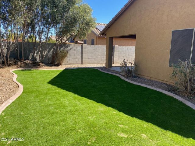 46010 W WINDMILL Drive, Maricopa, AZ 85139