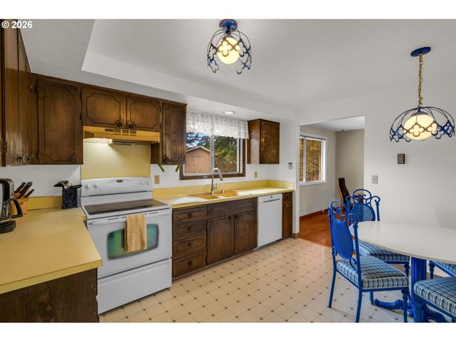 8821 Ne 102ND St, Vancouver, WA 98662