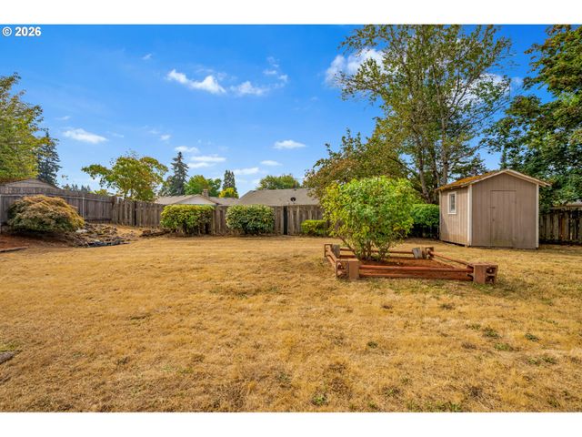 8821 Ne 102ND St, Vancouver, WA 98662
