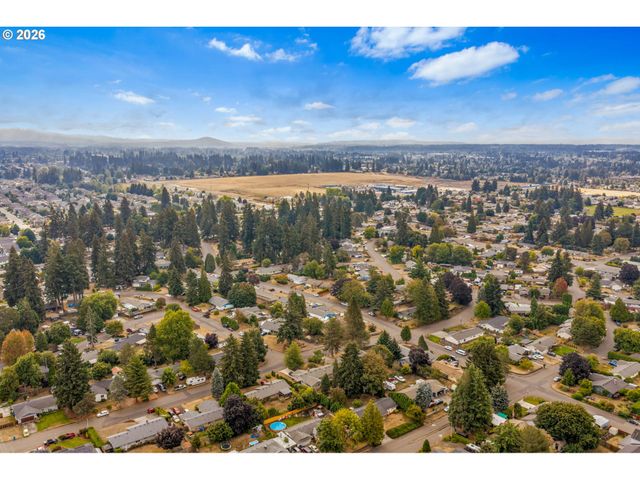 8821 Ne 102ND St, Vancouver, WA 98662