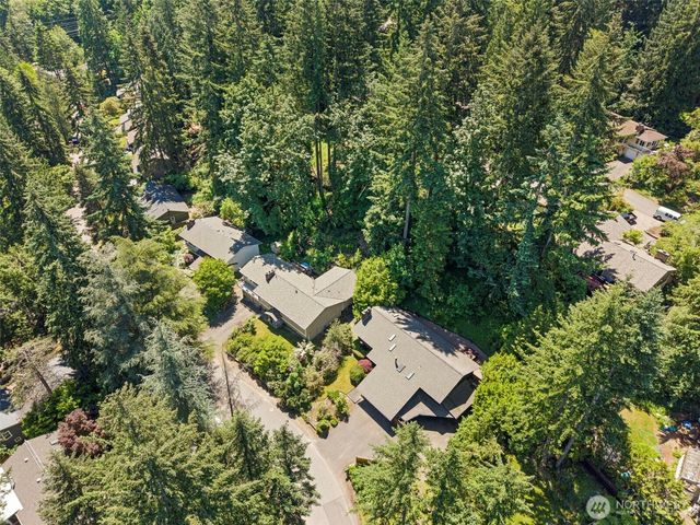 145 Big Bear Place NW, Issaquah, WA 98027