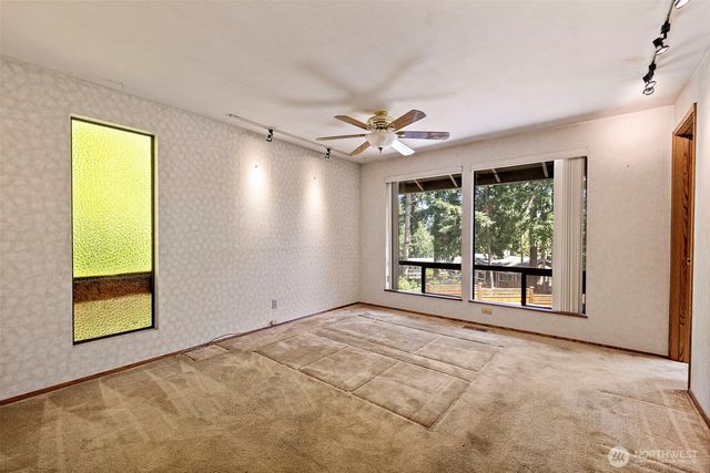 145 Big Bear Place NW, Issaquah, WA 98027