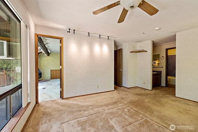 145 Big Bear Place NW, Issaquah, WA 98027