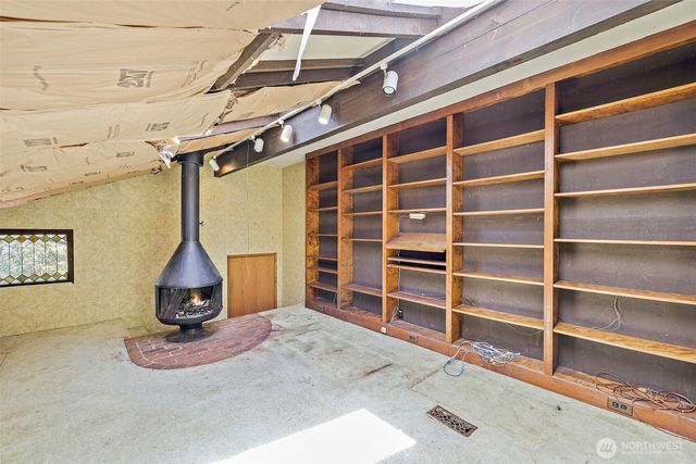 145 Big Bear Place NW, Issaquah, WA 98027