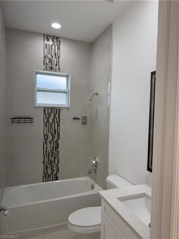 1147 Antonio ST E, Lehigh Acres, FL 33974