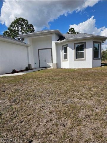 1147 Antonio ST E, Lehigh Acres, FL 33974