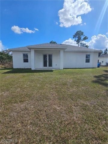 1147 Antonio ST E, Lehigh Acres, FL 33974
