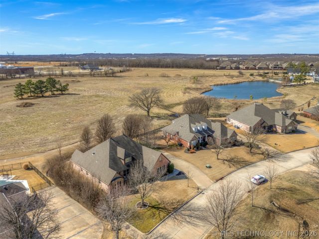 14826 S 52nd Avenue, Bixby, OK 74008