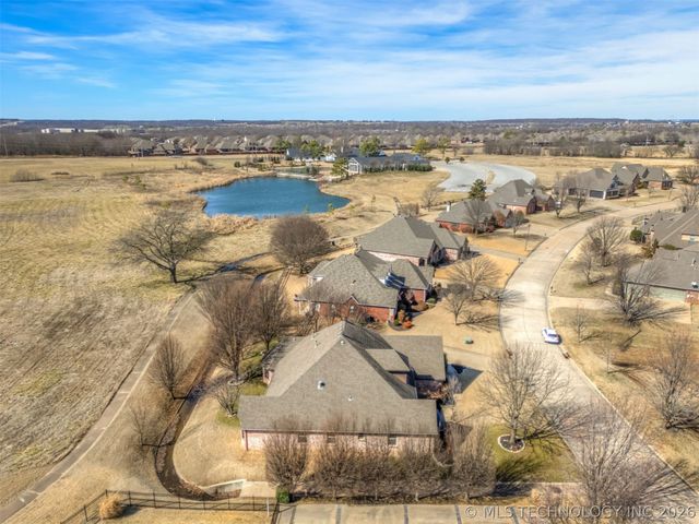 14826 S 52nd Avenue, Bixby, OK 74008