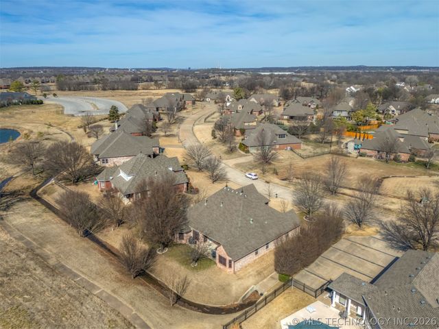 14826 S 52nd Avenue, Bixby, OK 74008