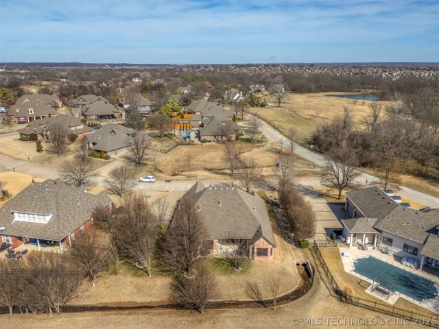 14826 S 52nd Avenue, Bixby, OK 74008