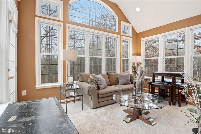 5870 LINDEN CREEK CT, Centreville, VA 20120