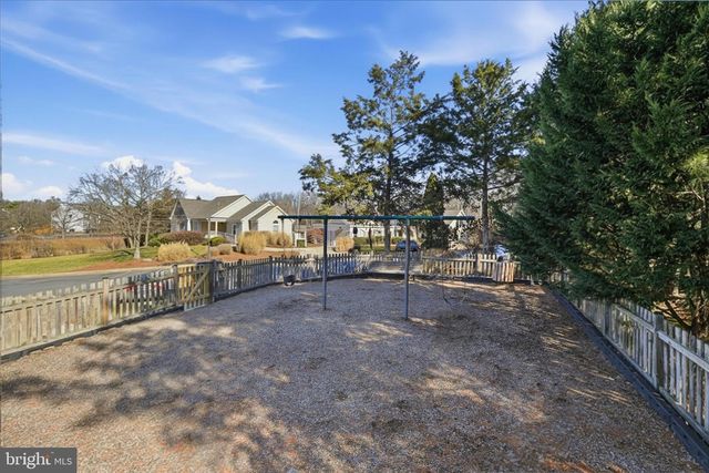 5870 LINDEN CREEK CT, Centreville, VA 20120