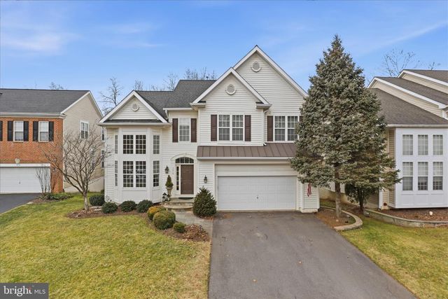 5870 LINDEN CREEK CT, Centreville, VA 20120