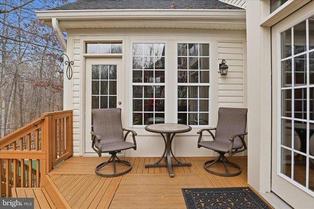 5870 LINDEN CREEK CT, Centreville, VA 20120