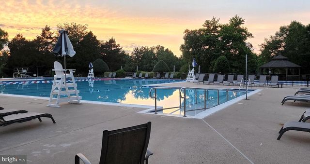 5870 LINDEN CREEK CT, Centreville, VA 20120