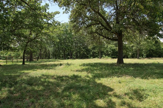 37483 S 700 Road, Jay, OK 74346