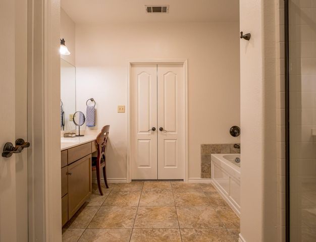 349 Firestone DR, Marble Falls, TX 78654