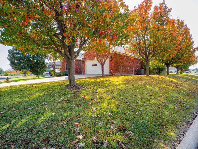 349 Firestone DR, Marble Falls, TX 78654