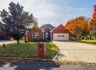 349 Firestone DR, Marble Falls, TX 78654