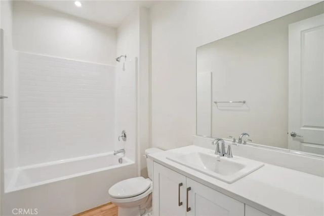 73581 Raphael Drive, Palm Desert, CA 92211