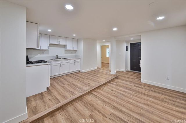 210 Belmont Avenue, Los Angeles, CA 90026