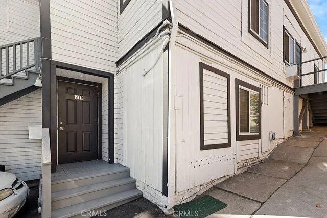210 Belmont Avenue, Los Angeles, CA 90026