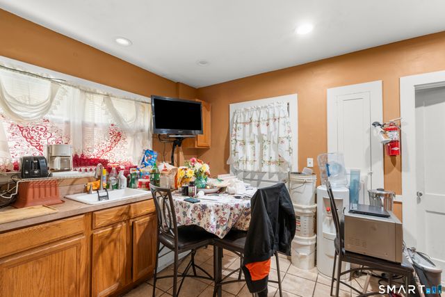 61 Elmer Street, East Hartford, CT 06108