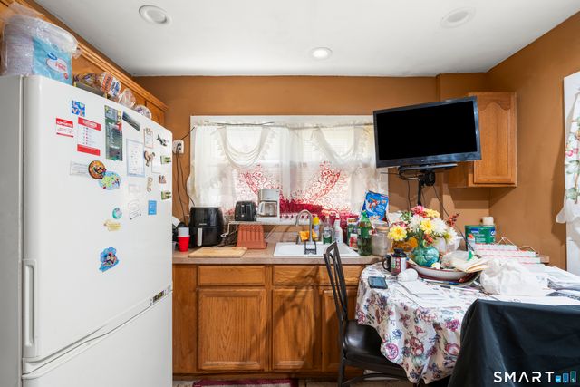 61 Elmer Street, East Hartford, CT 06108