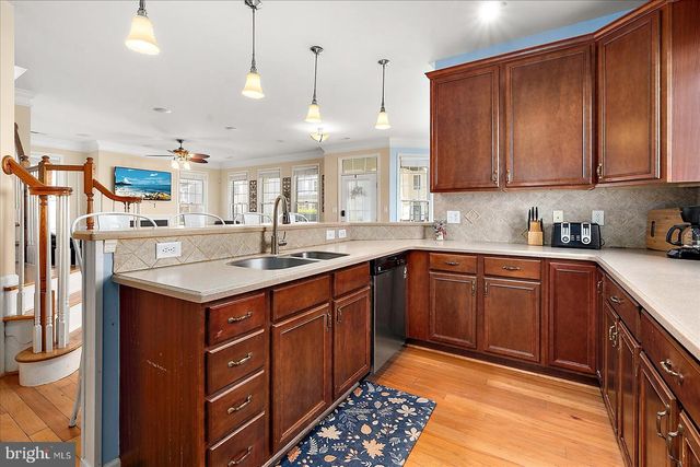 12201 OCEAN VISTA DR, Berlin, MD 21811