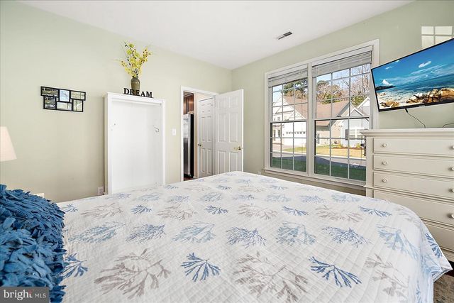 12201 OCEAN VISTA DR, Berlin, MD 21811