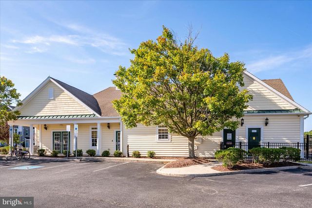12201 OCEAN VISTA DR, Berlin, MD 21811