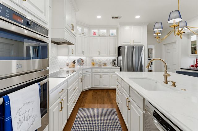 3401 Chisholm TRL, Salado, TX 76571