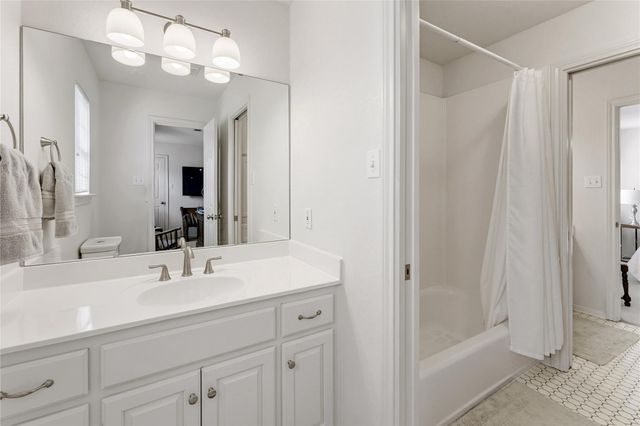 3401 Chisholm TRL, Salado, TX 76571